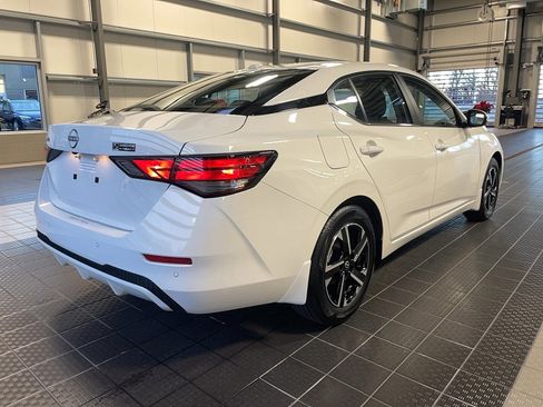 Used 2025 Nissan Sentra SV w/ All-Weather Package image 17