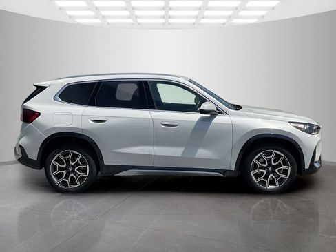 Certified 2025 BMW X1 xDrive28i AWD/4WD image 7