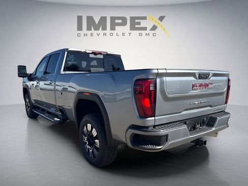 Used 2026 GMC Sierra 3500 Denali w/ Technology Package AWD/4WD image 2