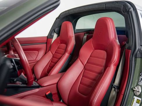 Used 2022 Porsche 911 Targa 4 GTS w/ Premium Package AWD/4WD image 15