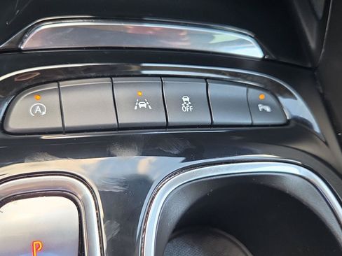 Used 2022 Buick Envision Preferred FWD image 17