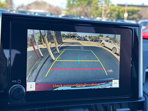 New 2025 Toyota RAV4 XLE image 19