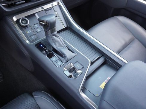 Certified 2024 Lexus GX 550 w/ Accessory Package (Z1) AWD/4WD image 20