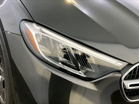 New 2026 Mercedes-Benz GLC 300 4MATIC image 16