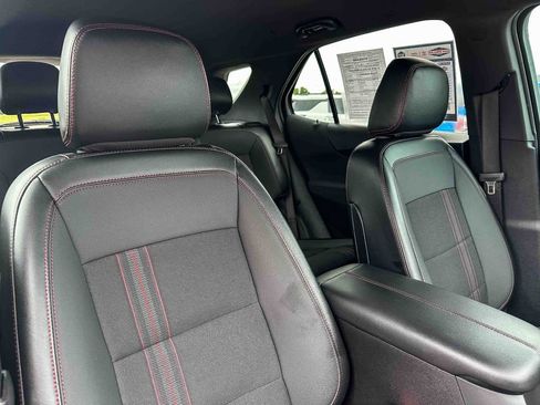 Used 2023 Chevrolet Equinox RS FWD image 23