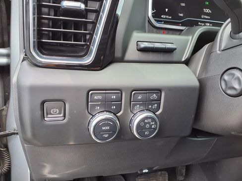 Used 2023 GMC Sierra 1500 Denali w/ Denali Reserve Package AWD/4WD image 27