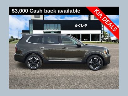New 2025 Kia Telluride EX w/ EX Captain's Chair Package
