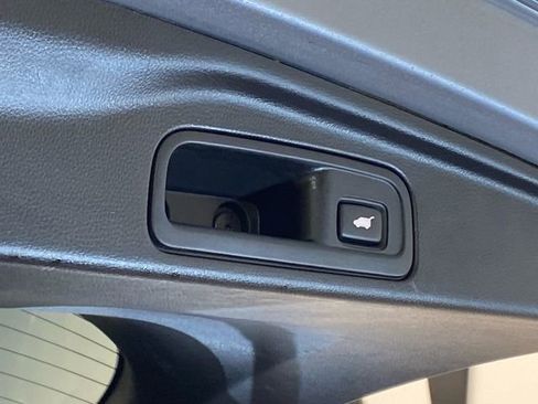 Used 2020 Honda Pilot Elite image 25