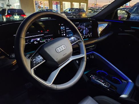 Certified 2025 Audi Q5 Premium Plus w/ Premium Plus image 8