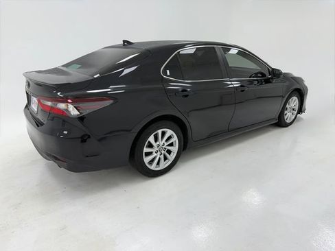Used 2023 Toyota Camry LE FWD image 41