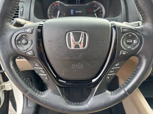 Used 2018 Honda Pilot Elite image 19