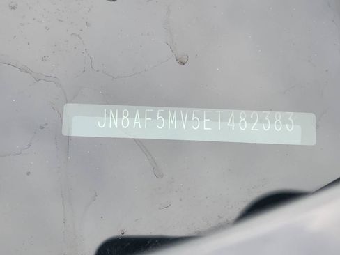 Used 2014 Nissan Juke S w/ Midnight Edition 2.0 image 8