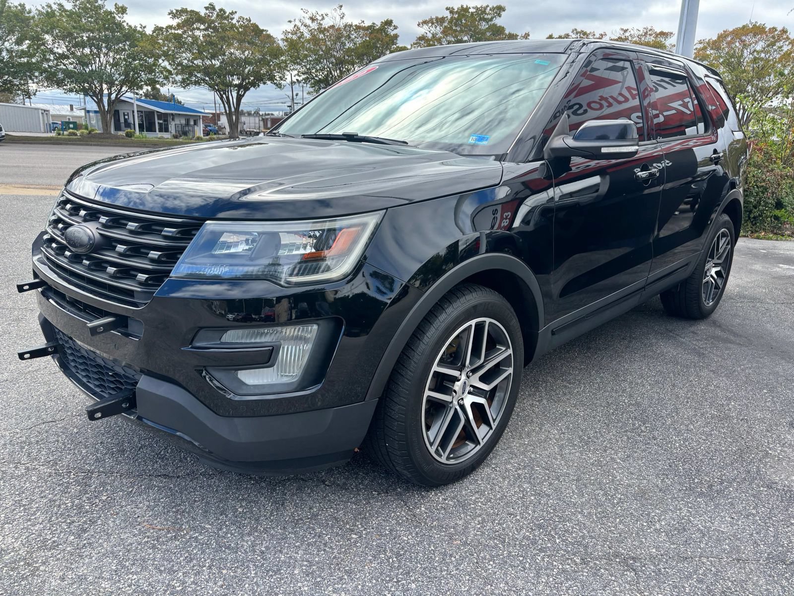 Used 2016 Ford Explorer Sport w/ Equipment Group 401A AWD/4WD image 7