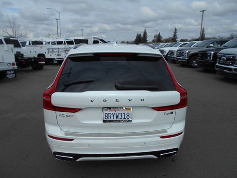 Used 2020 Volvo XC60 T6 R-Design w/ Protection Package Premier image 5