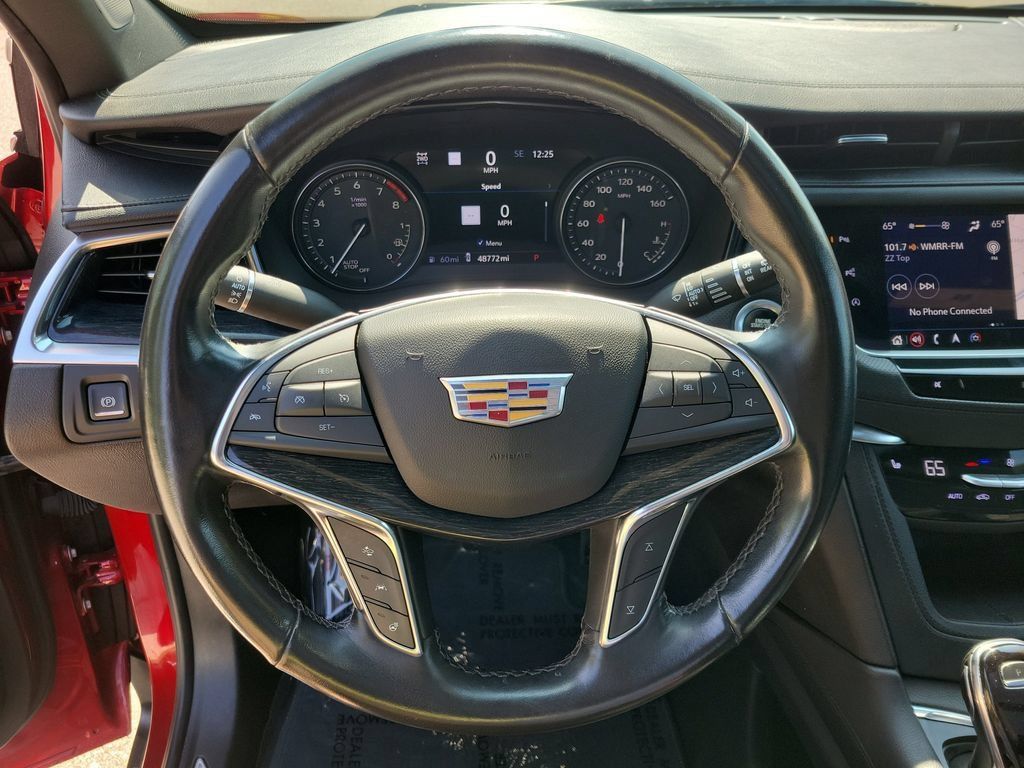 Used 2021 Cadillac XT5 Premium Luxury AWD/4WD image 24