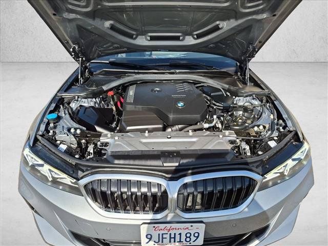Certified 2023 BMW 330i Sedan w/ Driving Assistance Package RWD image 23