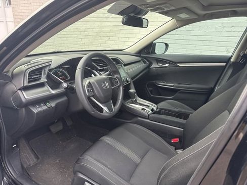 Used 2018 Honda Civic EX image 3