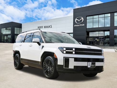 Used 2026 Hyundai Santa Fe Calligraphy image 4