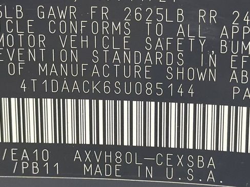 Used 2025 Toyota Camry SE image 31