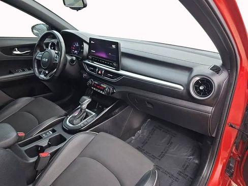 Used 2022 Kia Forte GT-Line w/ GT-Line Technology Package image 16