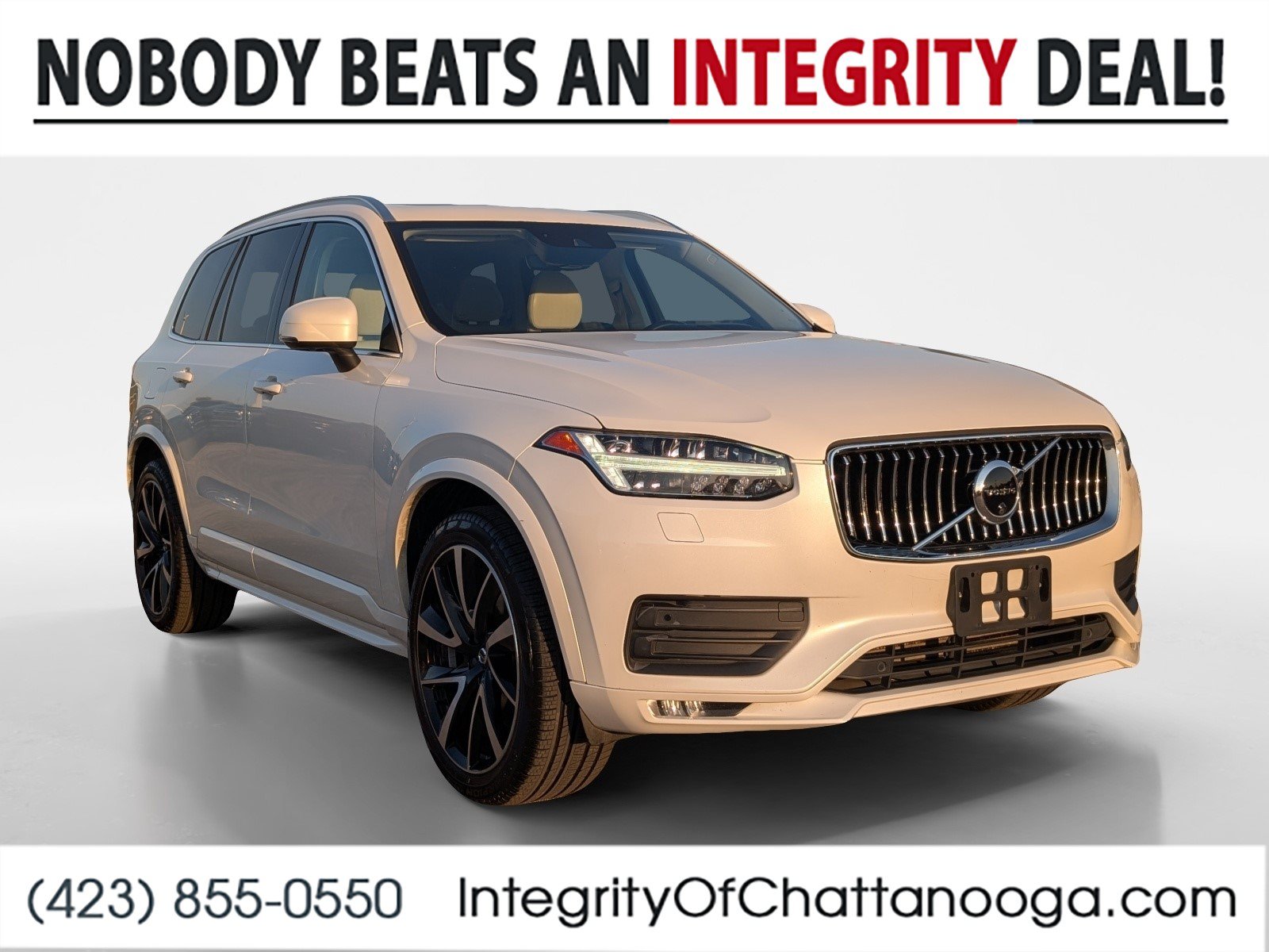 Used 2020 Volvo XC90 T6 Momentum w/ Protection Package AWD/4WD image 1