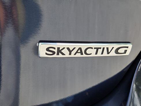 Used 2024 MAZDA MAZDA3 s FWD image 32