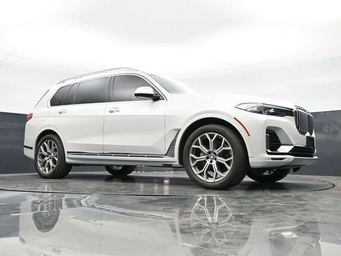 Used 2020 BMW X7 xDrive40i w/ Luxury Seating Package AWD/4WD image 43