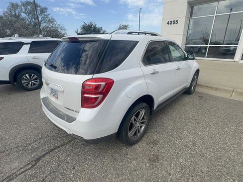 Used 2016 Chevrolet Equinox LTZ w/ Enhanced Convenience Package image 4