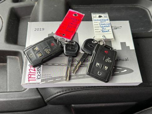 Used 2019 Chevrolet Silverado 1500 Custom w/ Custom Value Package image 34