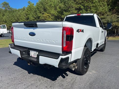 Used 2025 Ford F250 XL w/ STX Appearance Package image 5