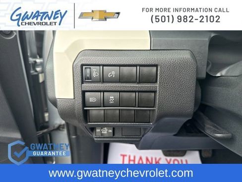 Used 2024 Toyota Tacoma TRD Off-Road image 19