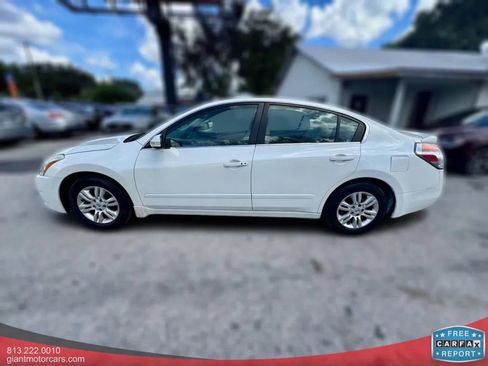 Used 2010 Nissan Altima 2.5 SL w/ Technology Pkg image 8