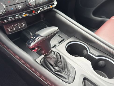 Used 2025 Dodge Durango GT AWD/4WD image 34