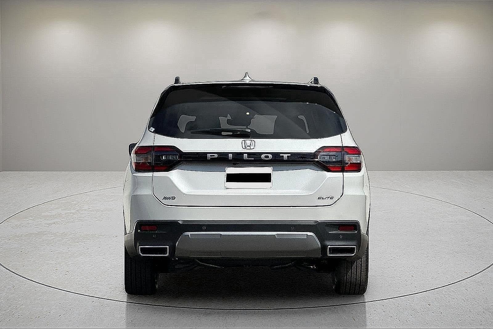 New 2026 Honda Pilot Elite image 4