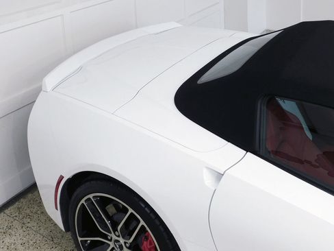 Used 2016 Chevrolet Corvette Stingray Convertible w/ 3LT Preferred Equipment Group RWD image 14