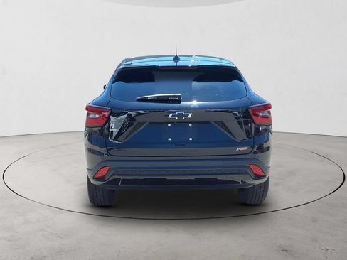 Used 2024 Chevrolet Trax RS w/ Driver Confidence Package FWD image 6
