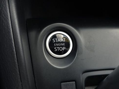 Used 2024 Nissan Kicks S image 14