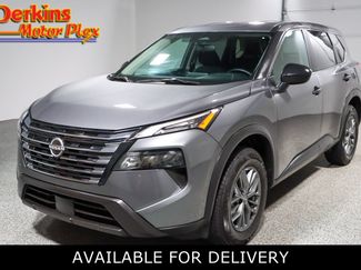 Used 2024 Nissan Rogue S FWD video 1