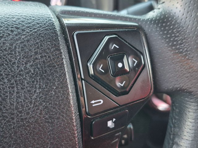 Used 2021 Toyota 4Runner TRD Off-Road Premium AWD/4WD image 16