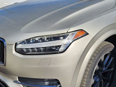 Used 2016 Volvo XC90 T6 Momentum image 21