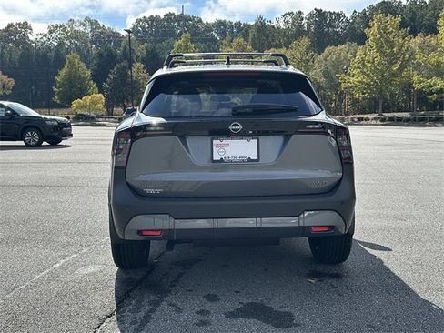 New 2026 Nissan Kicks SV w/ SV Premium Package image 7