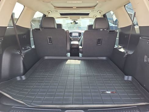 Used 2023 GMC Acadia Denali w/ Denali Ultimate Package image 20