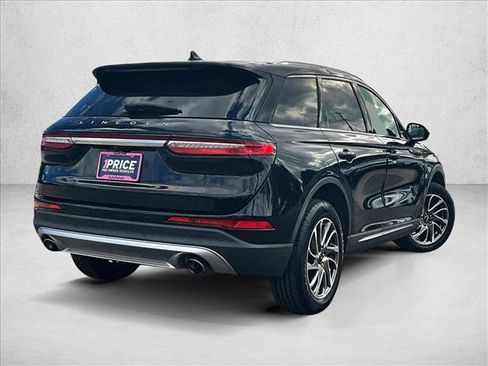 Used 2021 Lincoln Corsair FWD image 2