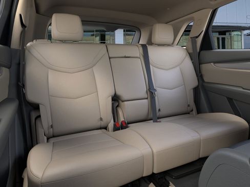 New 2025 Cadillac XT5 Premium Luxury w/ LPO, Floor Liner Package image 18