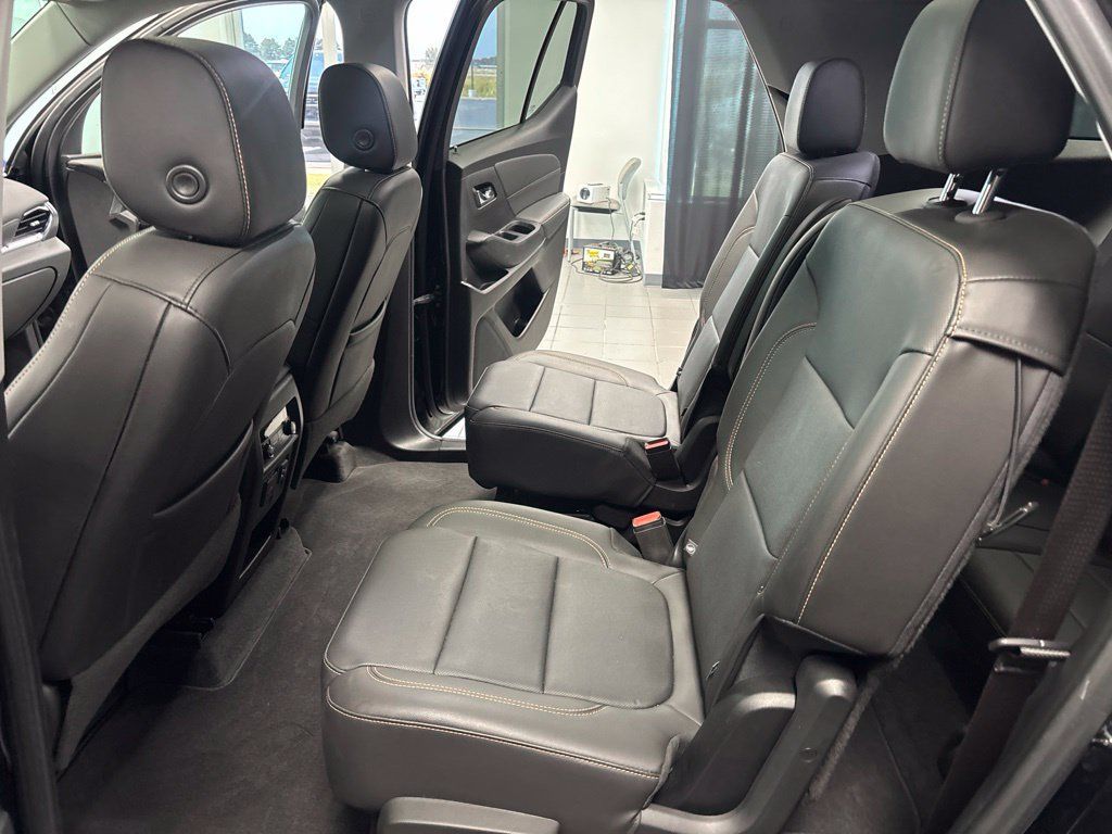 Used 2021 Chevrolet Traverse Premier AWD/4WD image 37