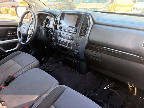Certified 2023 Nissan Titan SV AWD/4WD image 13
