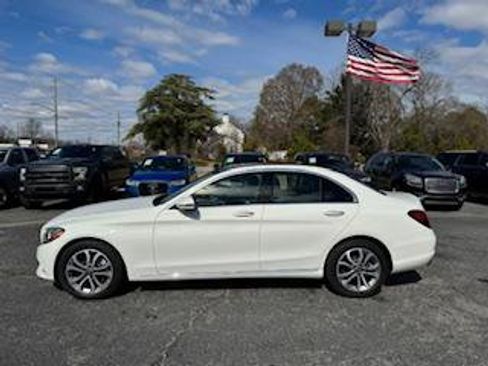 Used 2017 Mercedes-Benz C 300 4MATIC Sedan image 8
