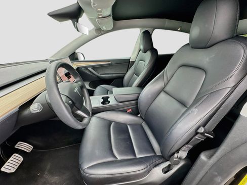Used 2023 Tesla Model Y Performance AWD/4WD image 13