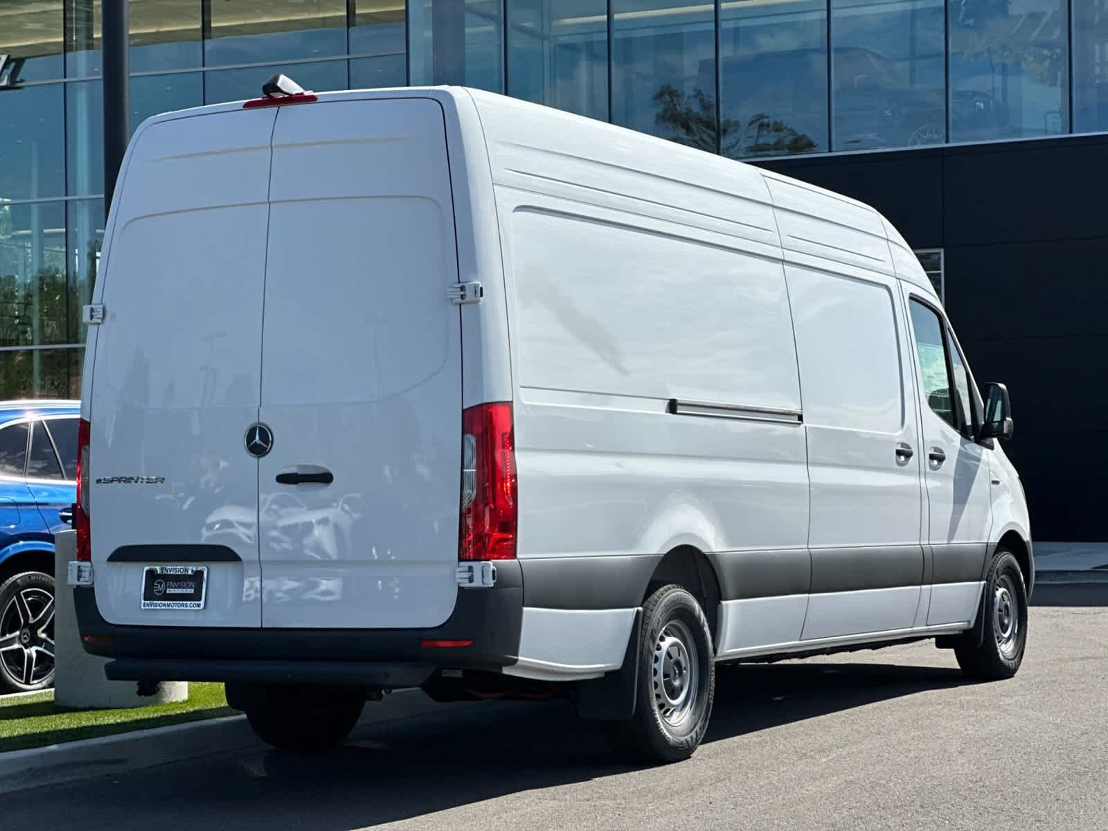 New 2025 Mercedes-Benz eSprinter 170 Cargo image 3