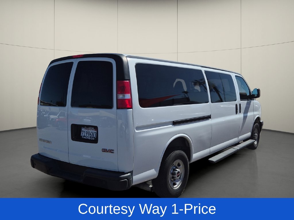 Used 2022 GMC Savana 3500 LS RWD image 9